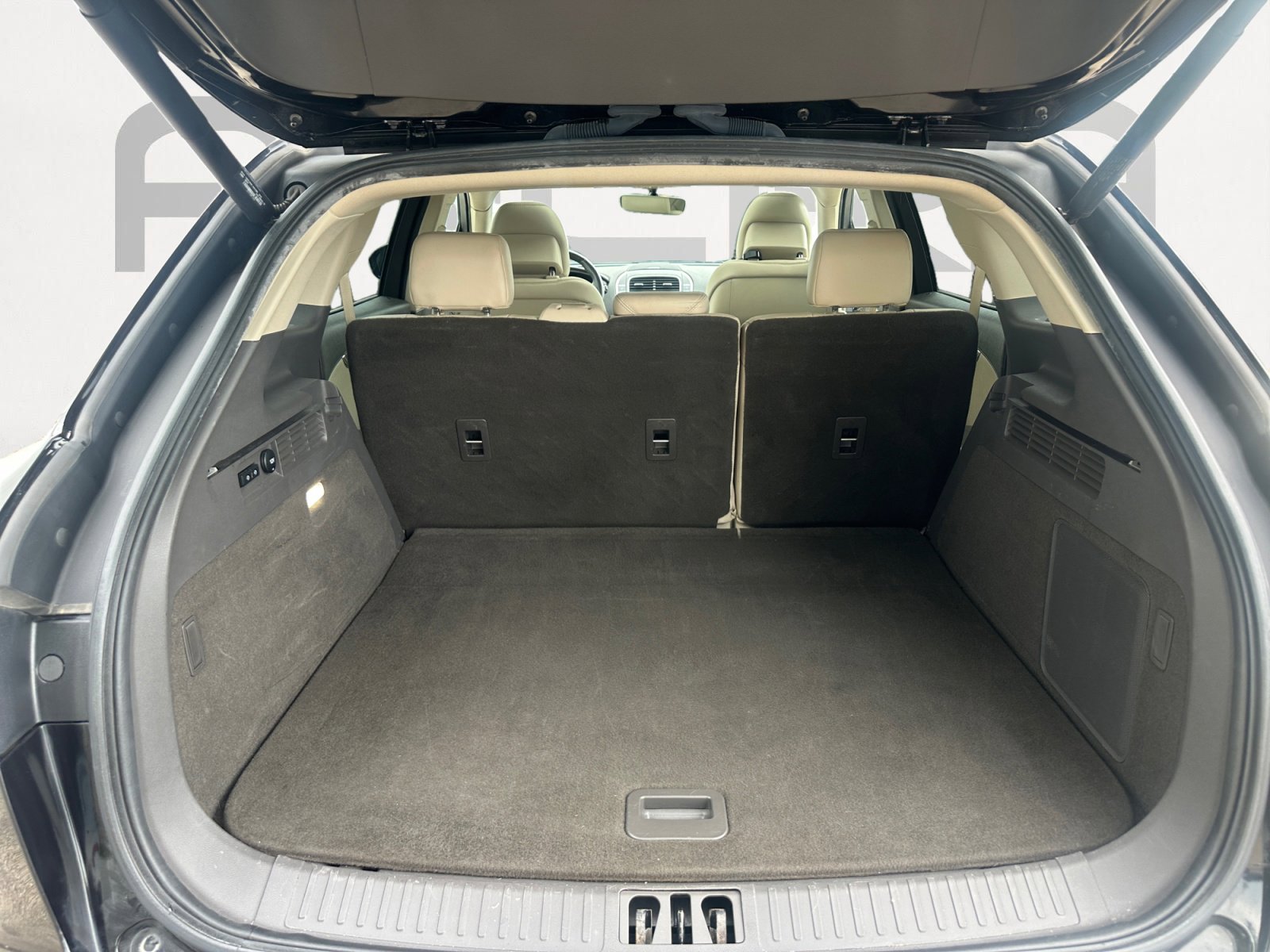 Used 2019 Lincoln Nautilus Select AWD/4WD image 12