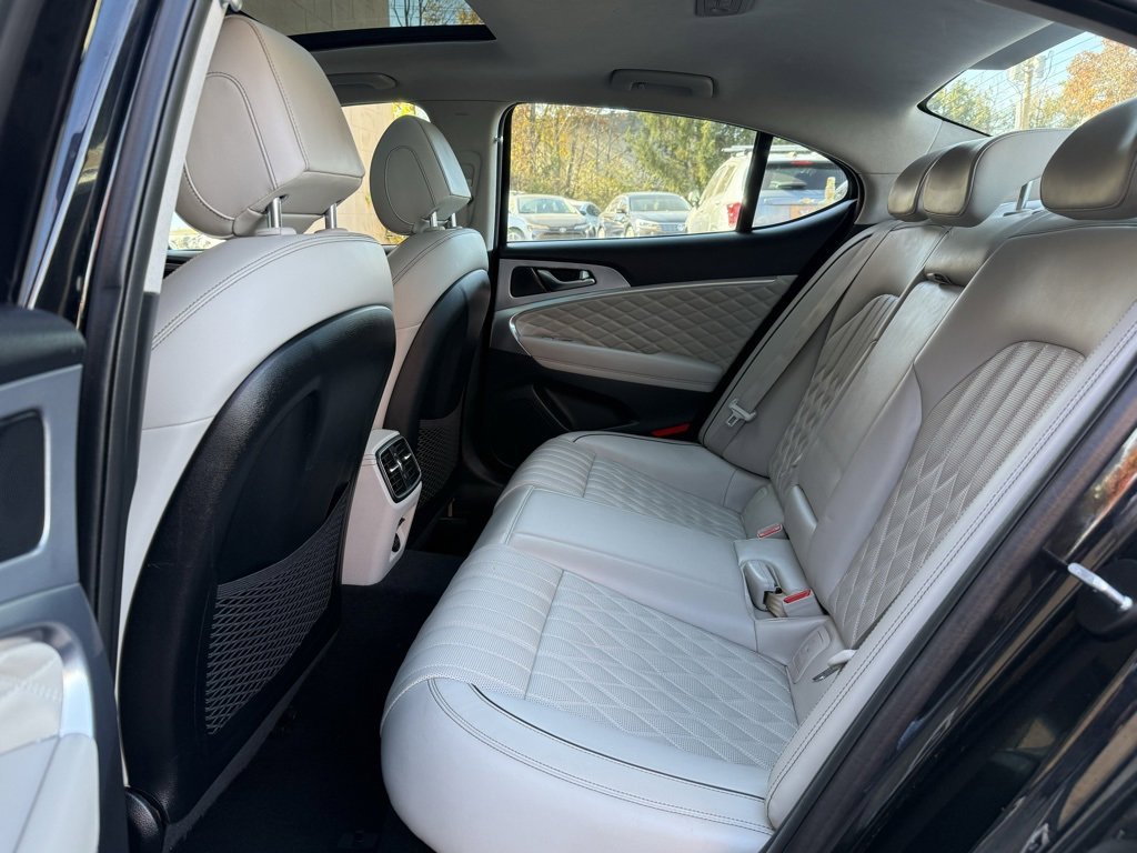 Used 2020 Genesis G70 2.0T w/ Prestige Package image 16