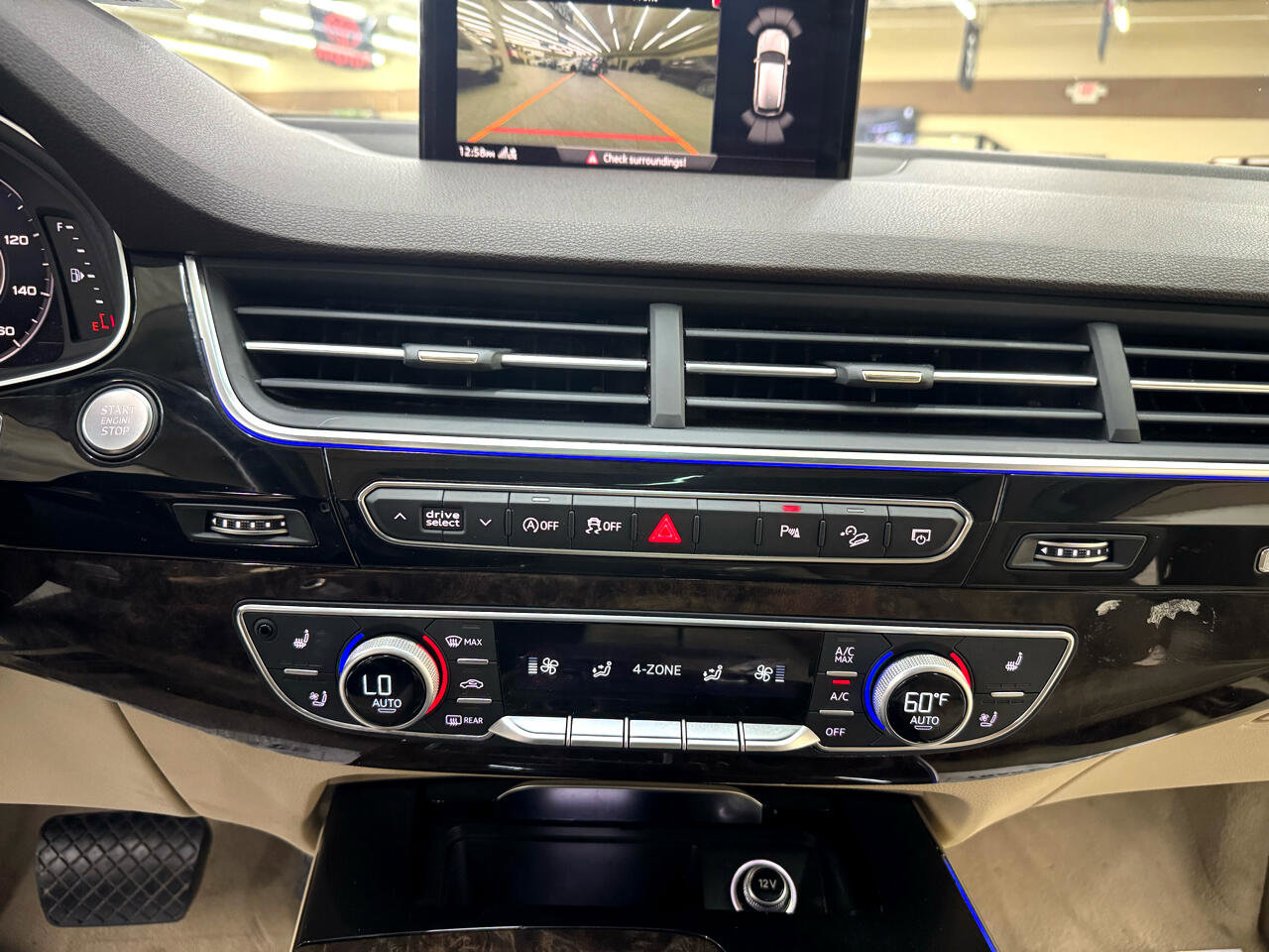 Used 2018 Audi Q7 3.0T Prestige image 29