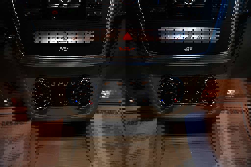 Used 2013 Mercedes-Benz ML 350 4MATIC image 30