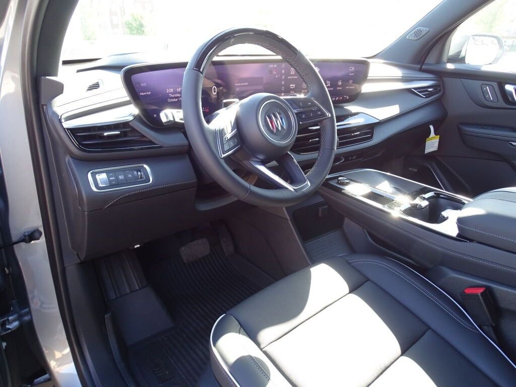 New 2025 Buick Enclave Preferred w/ Super Cruise Package image 27