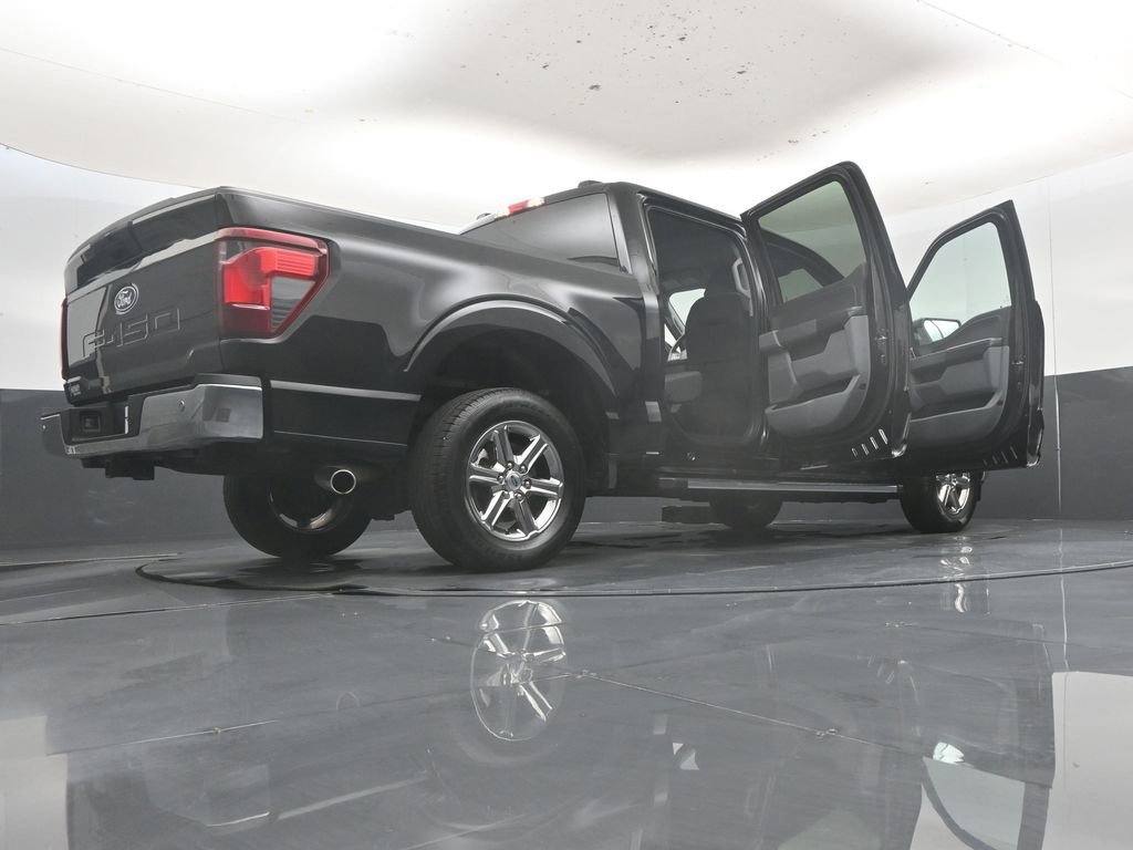 Used 2025 Ford F150 XLT w/ Equipment Group 301A Standard RWD image 59