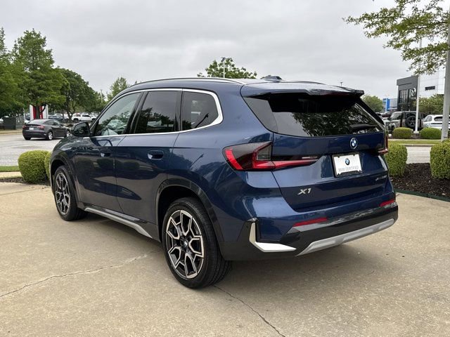 Certified 2025 BMW X1 xDrive28i AWD/4WD image 3