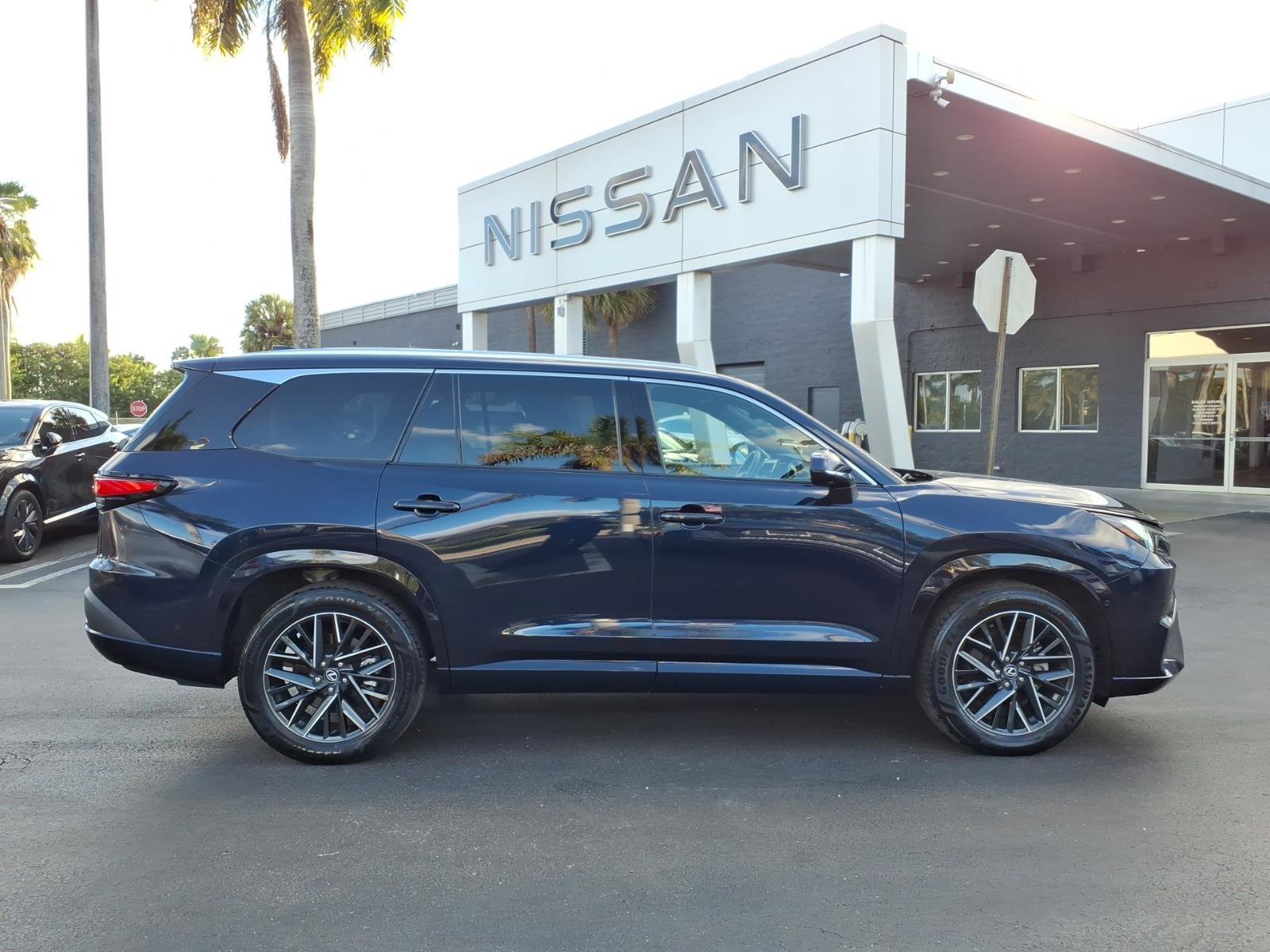 Used 2024 Lexus TX 350 FWD w/ Technology Package image 8