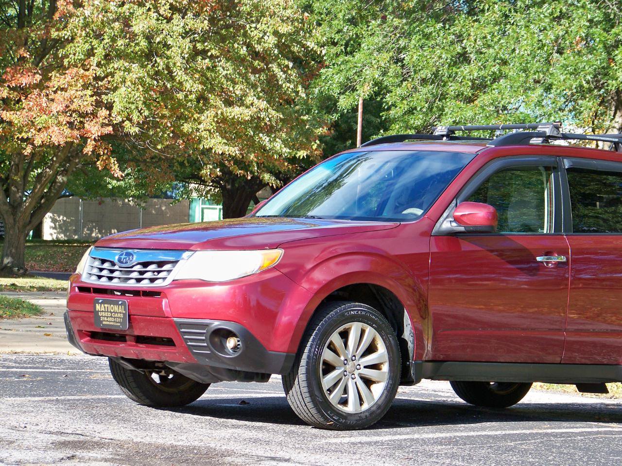 Used 2013 Subaru Forester 2.5X Premium w/ Popular Pkg 3 AWD/4WD image 16