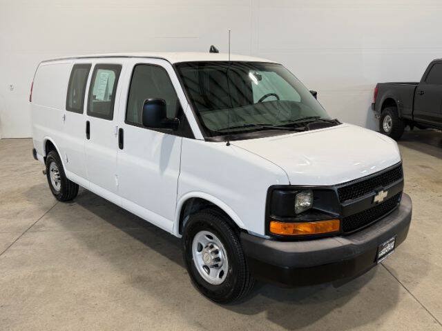 Used 2012 Chevrolet Express 2500 w/ Cold Climate Package RWD image 6