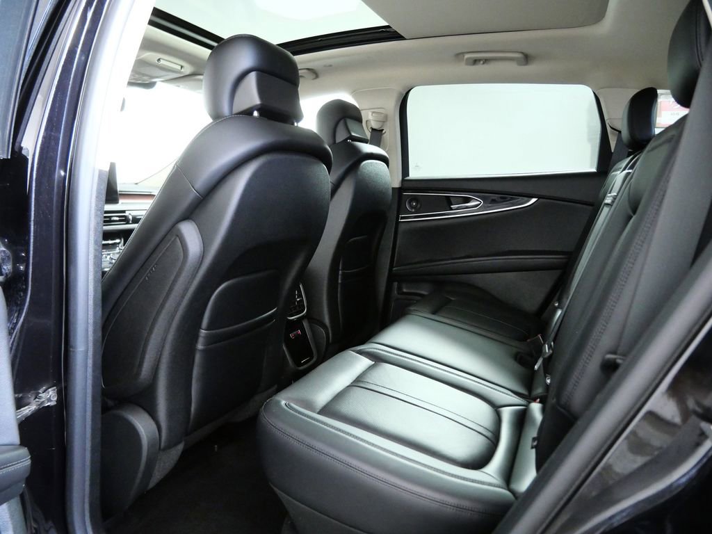 Certified 2023 Lincoln Nautilus Reserve w/ Equipment Group 201A AWD/4WD image 14