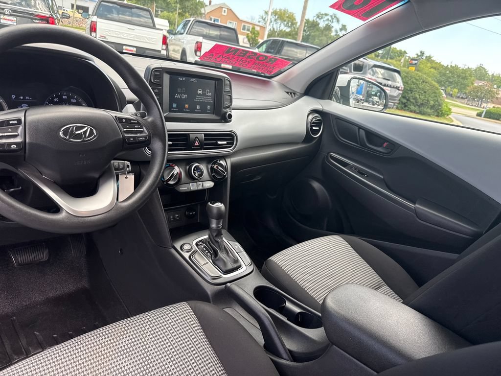 Used 2018 Hyundai Kona SE FWD image 19