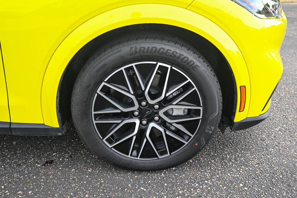 Used 2025 Ford Mustang Mach-E Premium AWD/4WD image 15