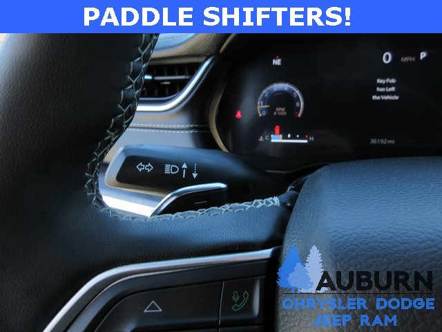 Used 2024 Jeep Grand Cherokee Limited image 18