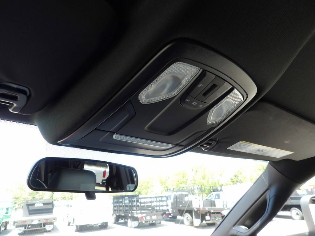 Used 2021 RAM 5500 Tradesman w/ Chrome Appearance Group RWD image 24