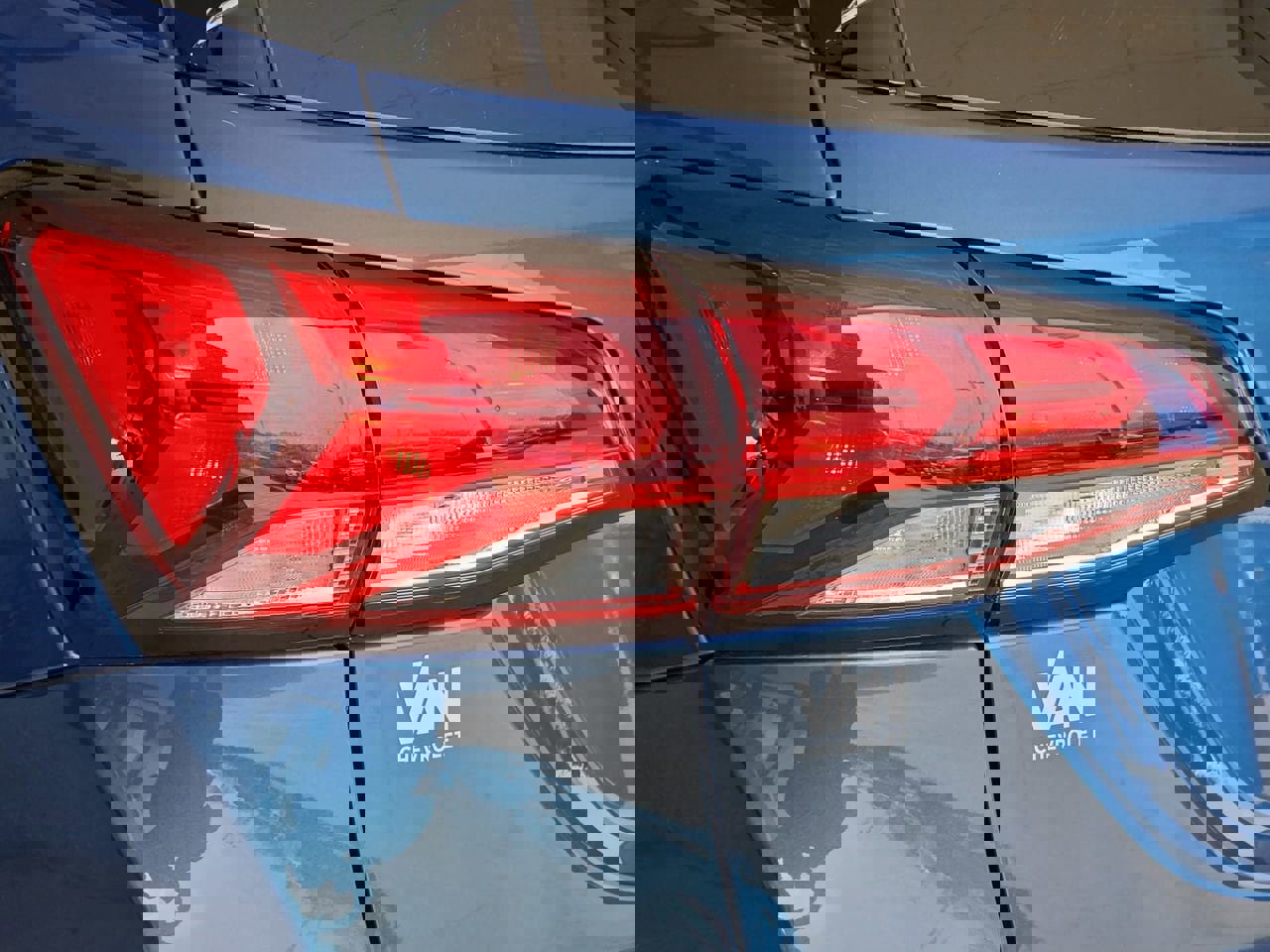 Used 2024 Chevrolet Equinox LT FWD image 40