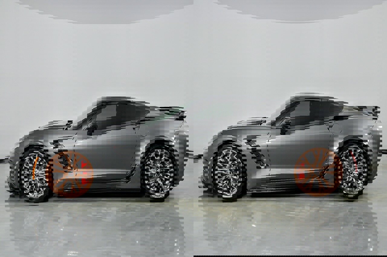 Used 2015 Chevrolet Corvette Z06 w/ 3LZ Preferred Equipment Group image 8