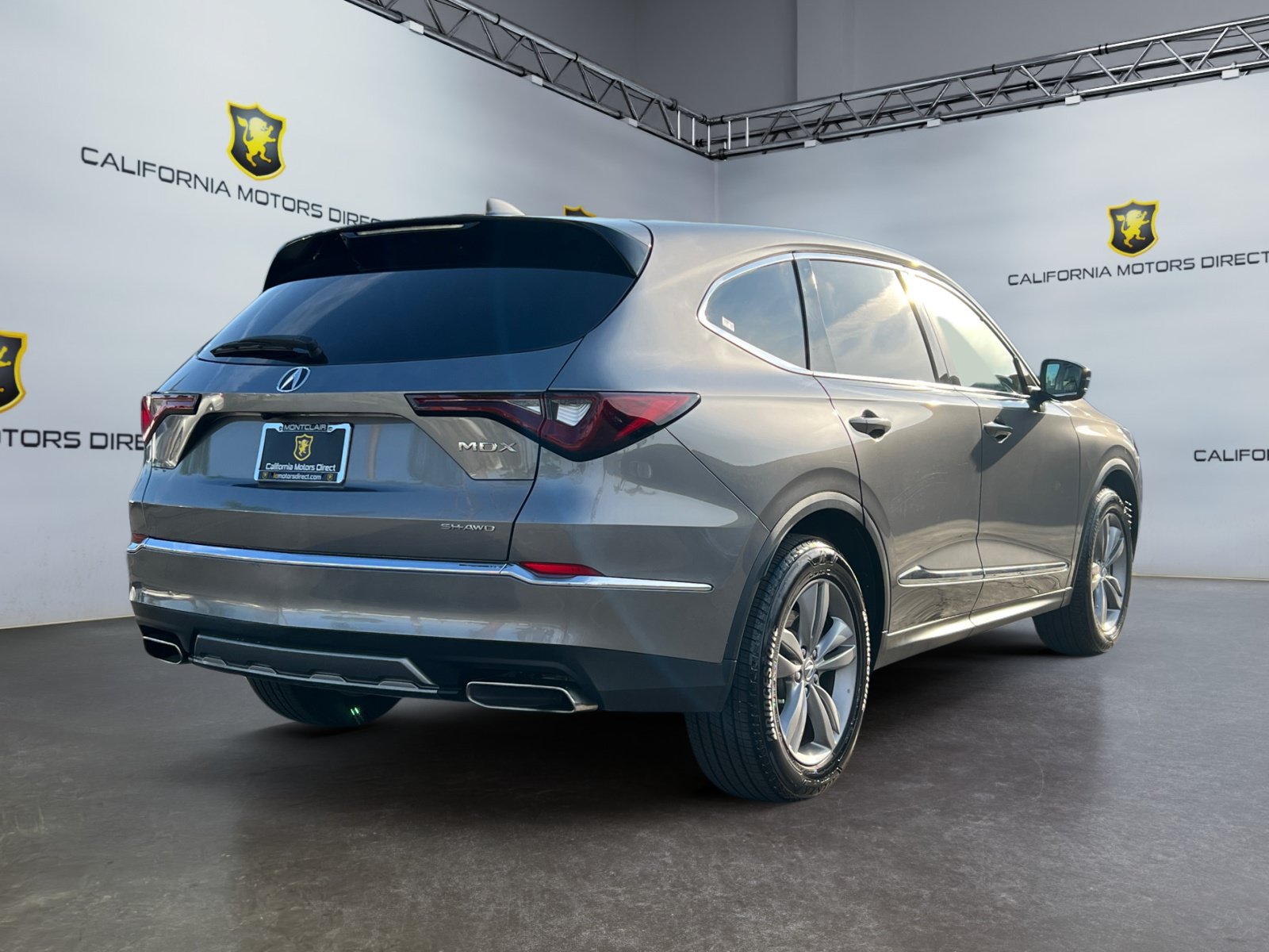 Used 2025 Acura MDX SH-AWD image 5