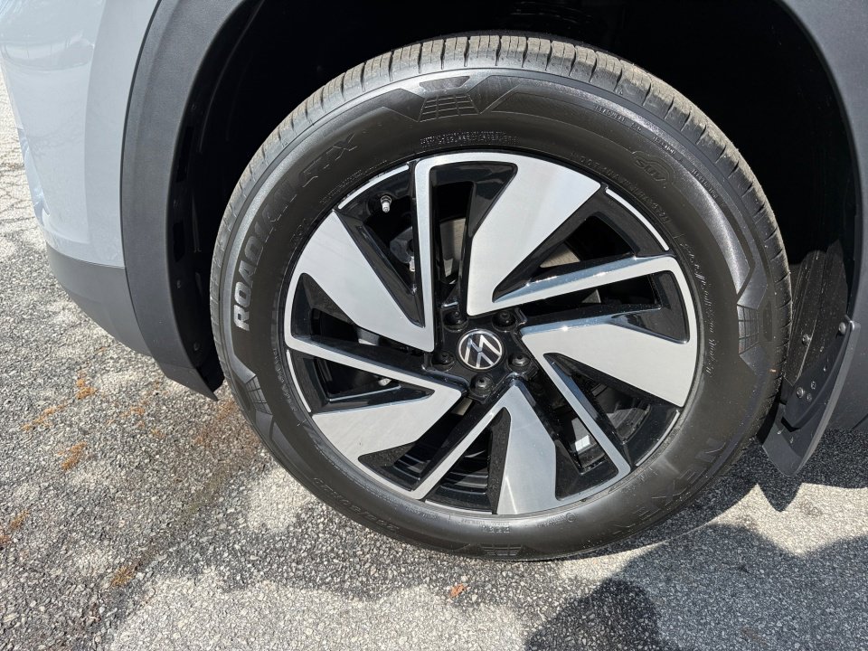 New 2026 Volkswagen Atlas SE image 27