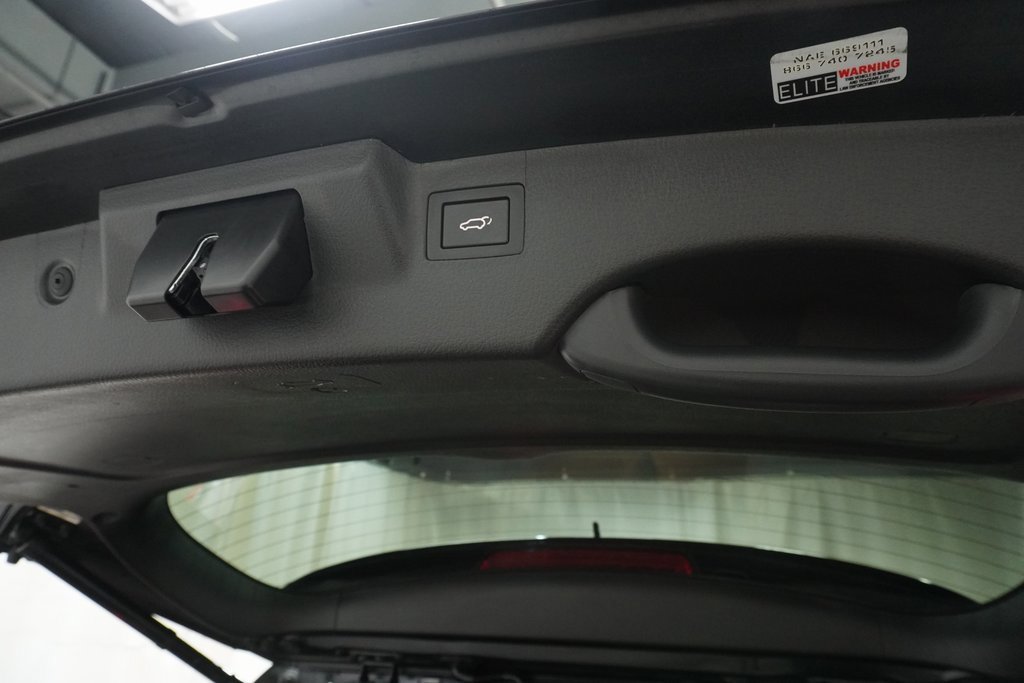 Used 2015 Kia Sorento SX image 8