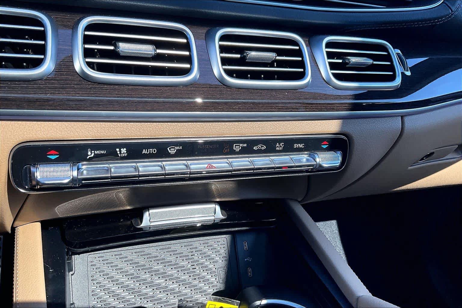 Used 2026 Mercedes-Benz GLS 450 4MATIC image 37