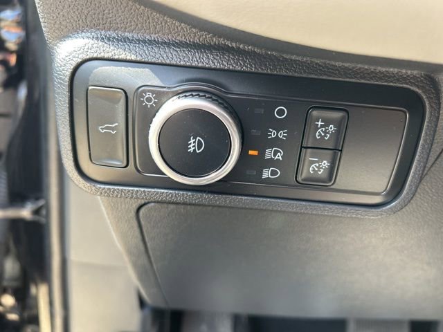 Used 2025 Ford Explorer Active w/ Active Comfort Package AWD/4WD image 26
