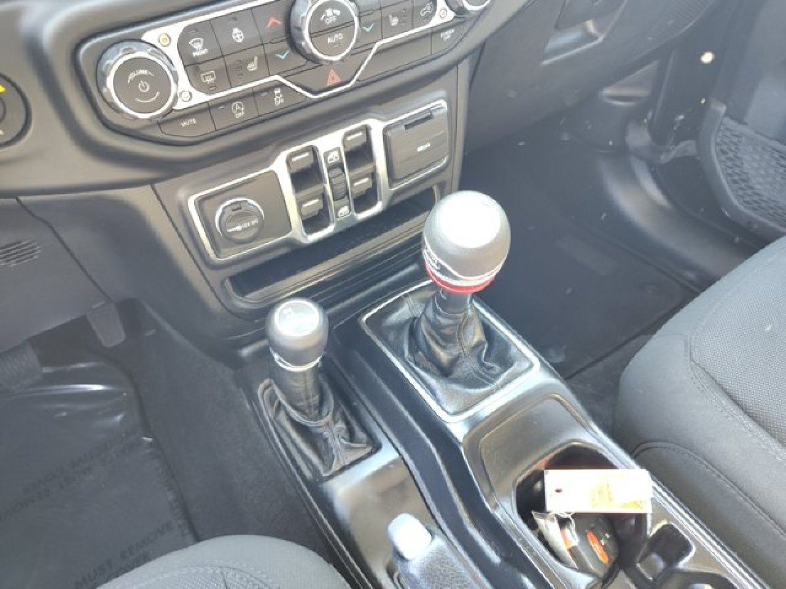 Used 2022 Jeep Wrangler Unlimited Sport AWD/4WD image 12