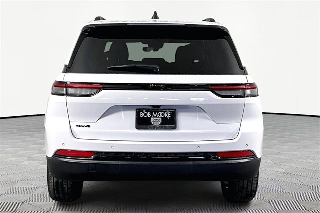 Used 2025 Jeep Grand Cherokee Altitude w/ Trailer Tow Package image 5