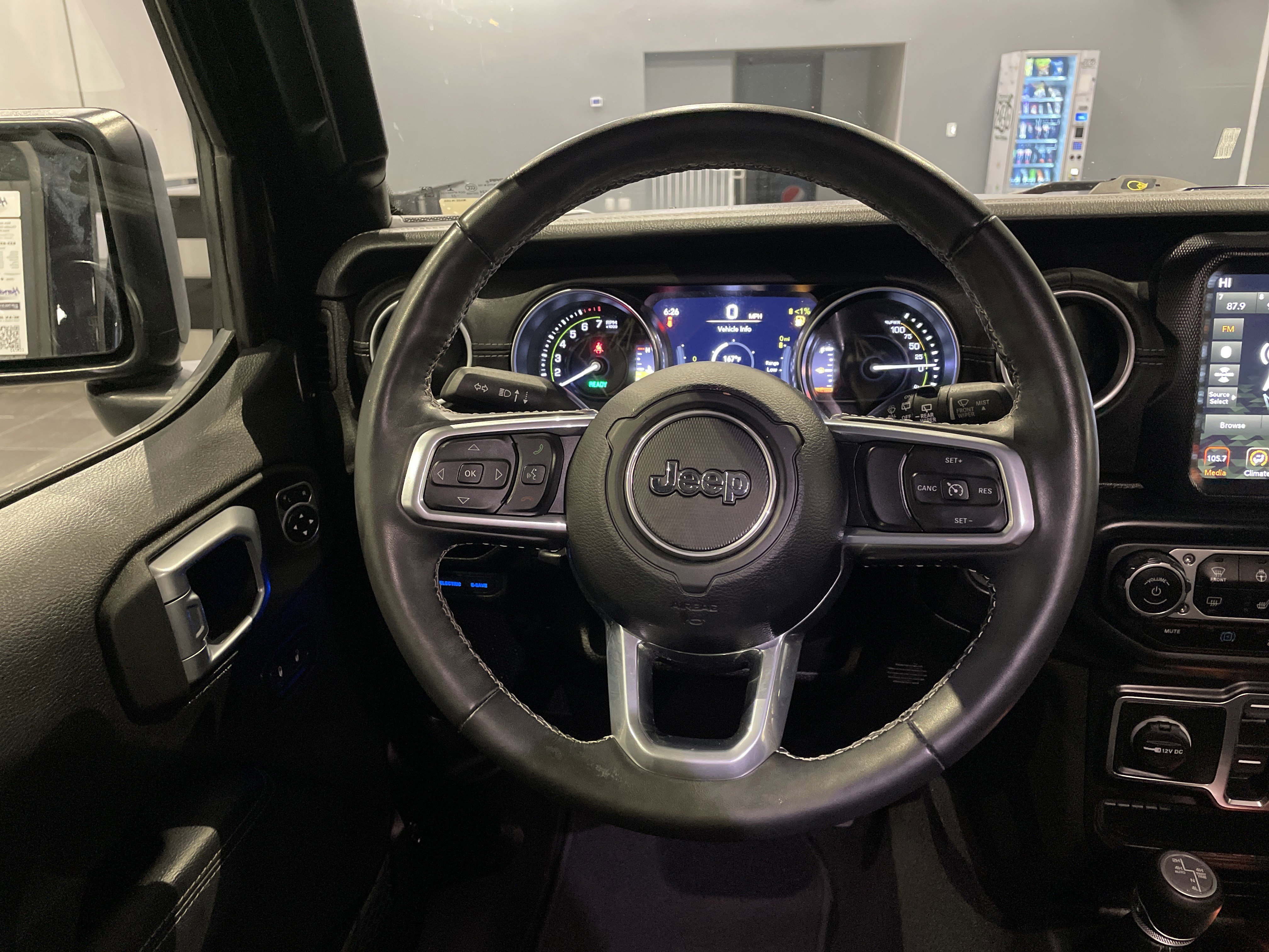 Used 2022 Jeep Wrangler Unlimited Sahara w/ Cold Weather Group image 18