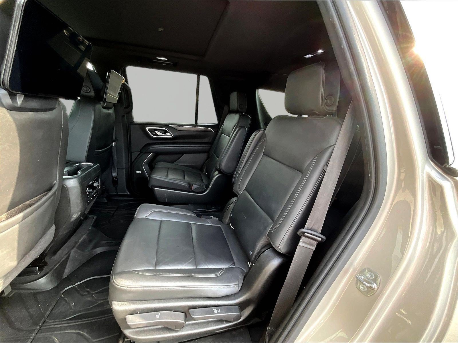 Used 2021 Chevrolet Tahoe LT w/ LT Signature Package AWD/4WD image 21