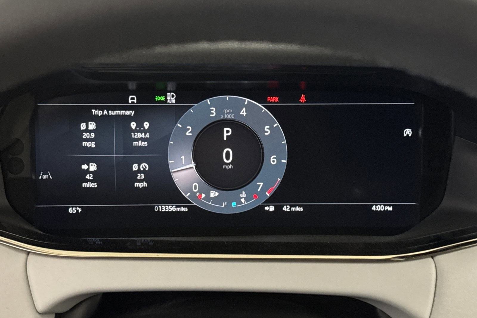 Used 2024 Land Rover Range Rover Evoque Dynamic SE image 19