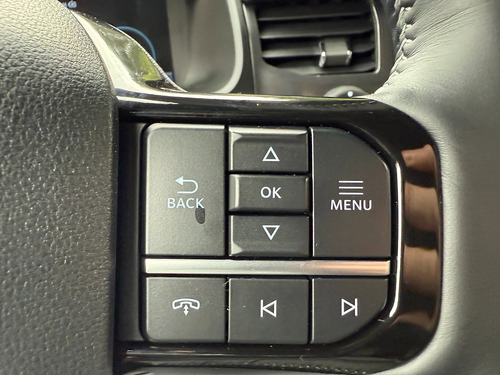 New 2025 Ford F150 Lightning Platinum image 65