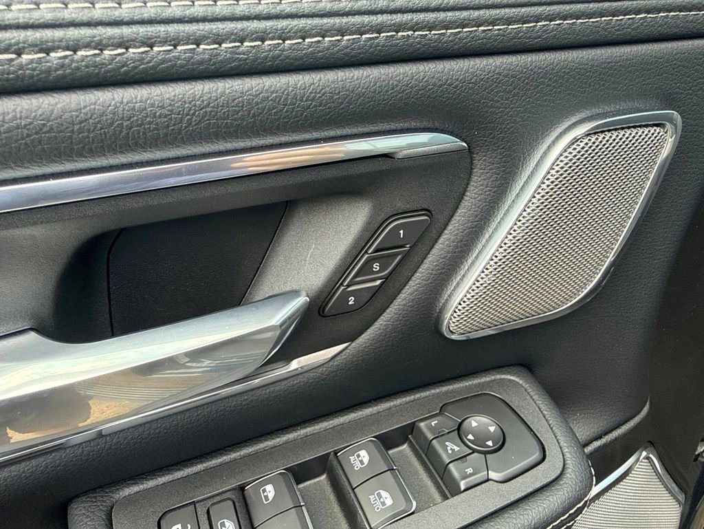 New 2026 RAM 1500 Laramie AWD/4WD image 22