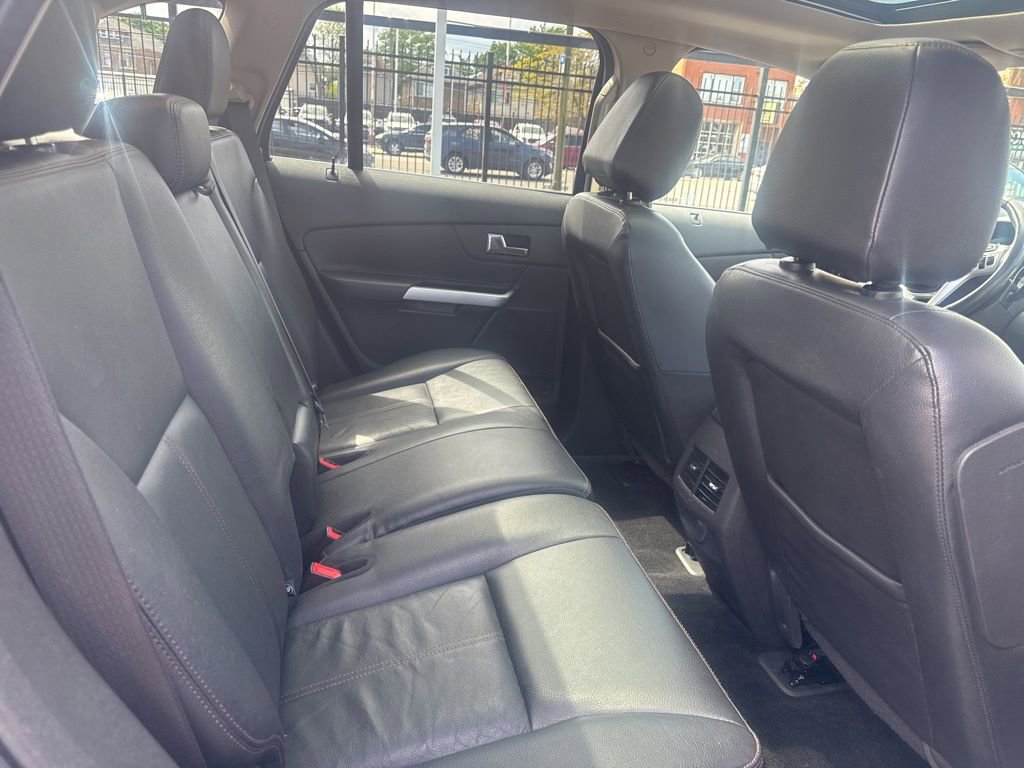 Used 2014 Ford Edge Limited w/ Equipment Group 302A AWD/4WD image 7