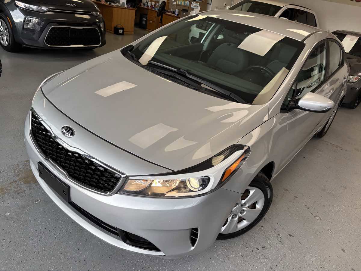 Used 2018 Kia Forte LX image 8