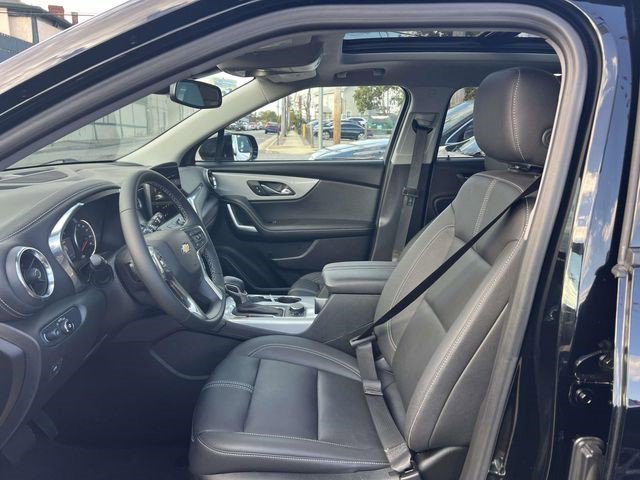 Used 2025 Chevrolet Blazer LT FWD image 18
