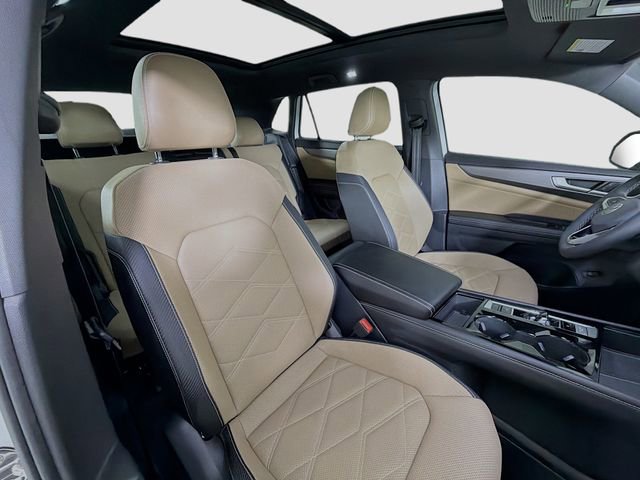 Used 2024 Volkswagen Atlas Cross Sport SE image 28