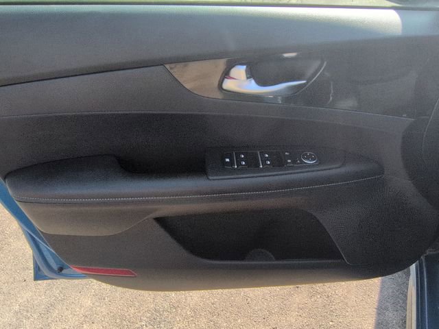 Used 2022 Kia Forte GT-Line image 24