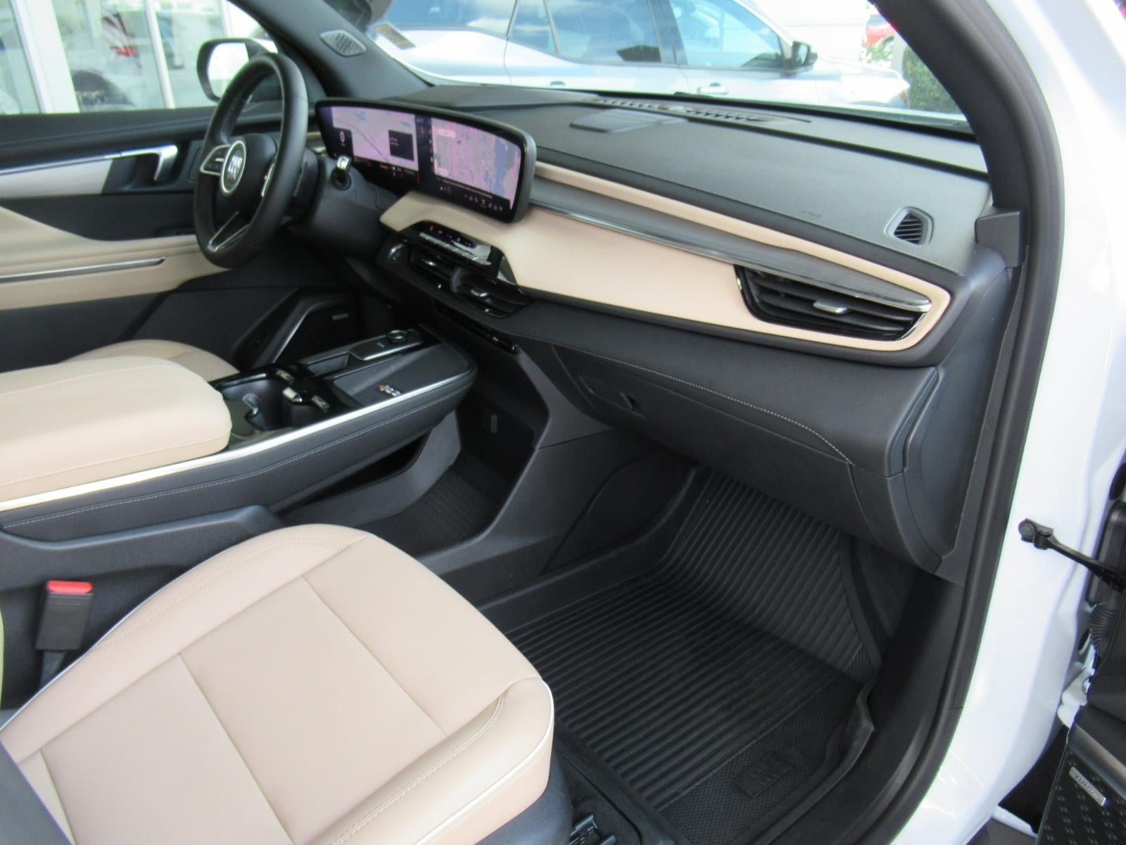 Used 2026 Buick Enclave Preferred w/ LPO, Floor Liner Package FWD image 10
