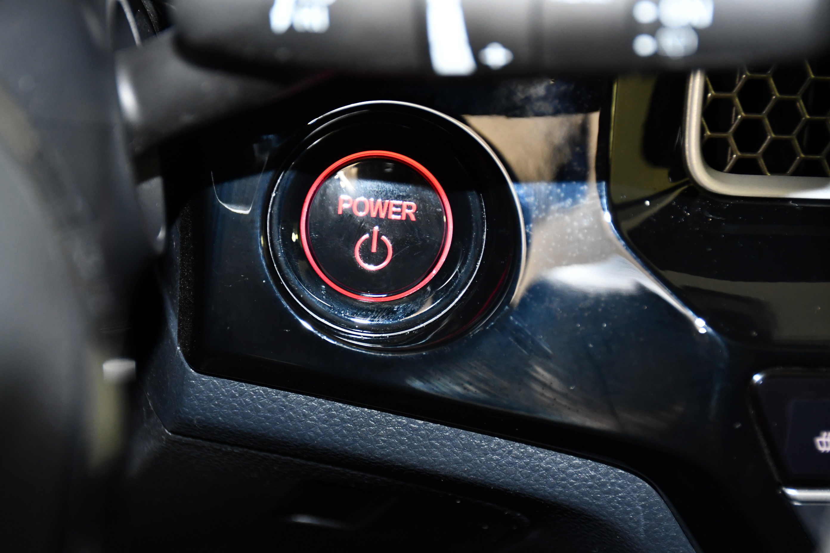 Certified 2025 Honda Civic Sport Touring image 24