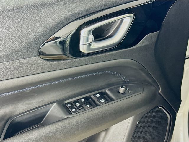 New 2026 Jeep Compass Latitude image 20