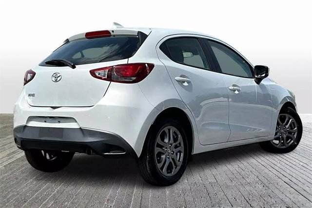 Used 2020 Toyota Yaris LE FWD image 12