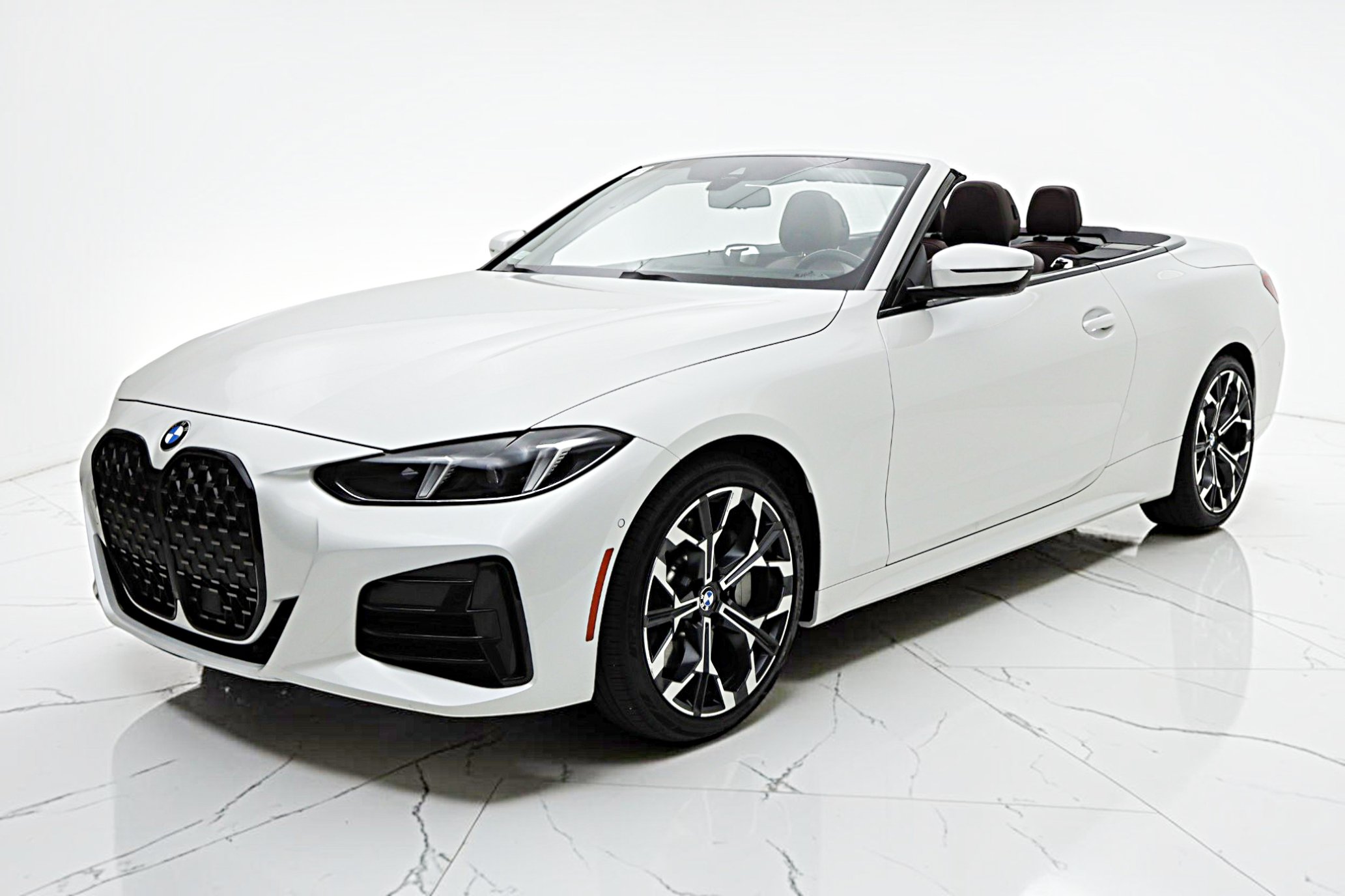 Used 2026 BMW 430i xDrive Convertible w/ M Sport Package AWD/4WD image 2