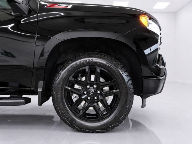 Used 2024 Chevrolet Silverado 1500 RST w/ Convenience Package II AWD/4WD image 8