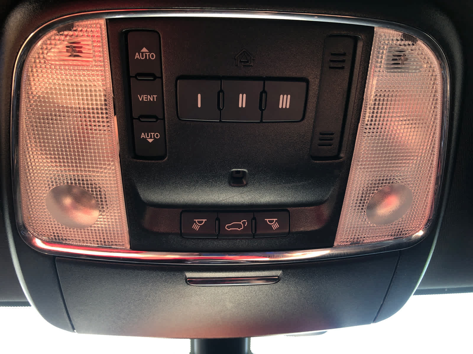 Used 2021 Jeep Grand Cherokee Limited AWD/4WD image 21