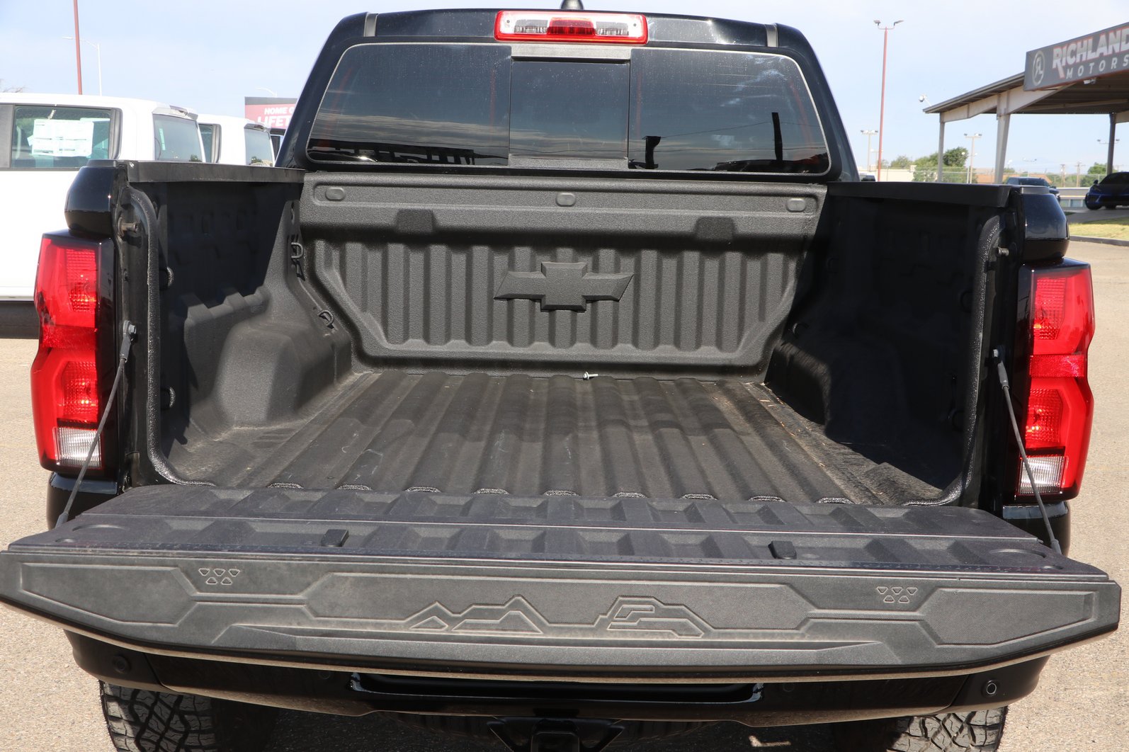 Used 2026 Chevrolet Colorado ZR2 AWD/4WD image 30
