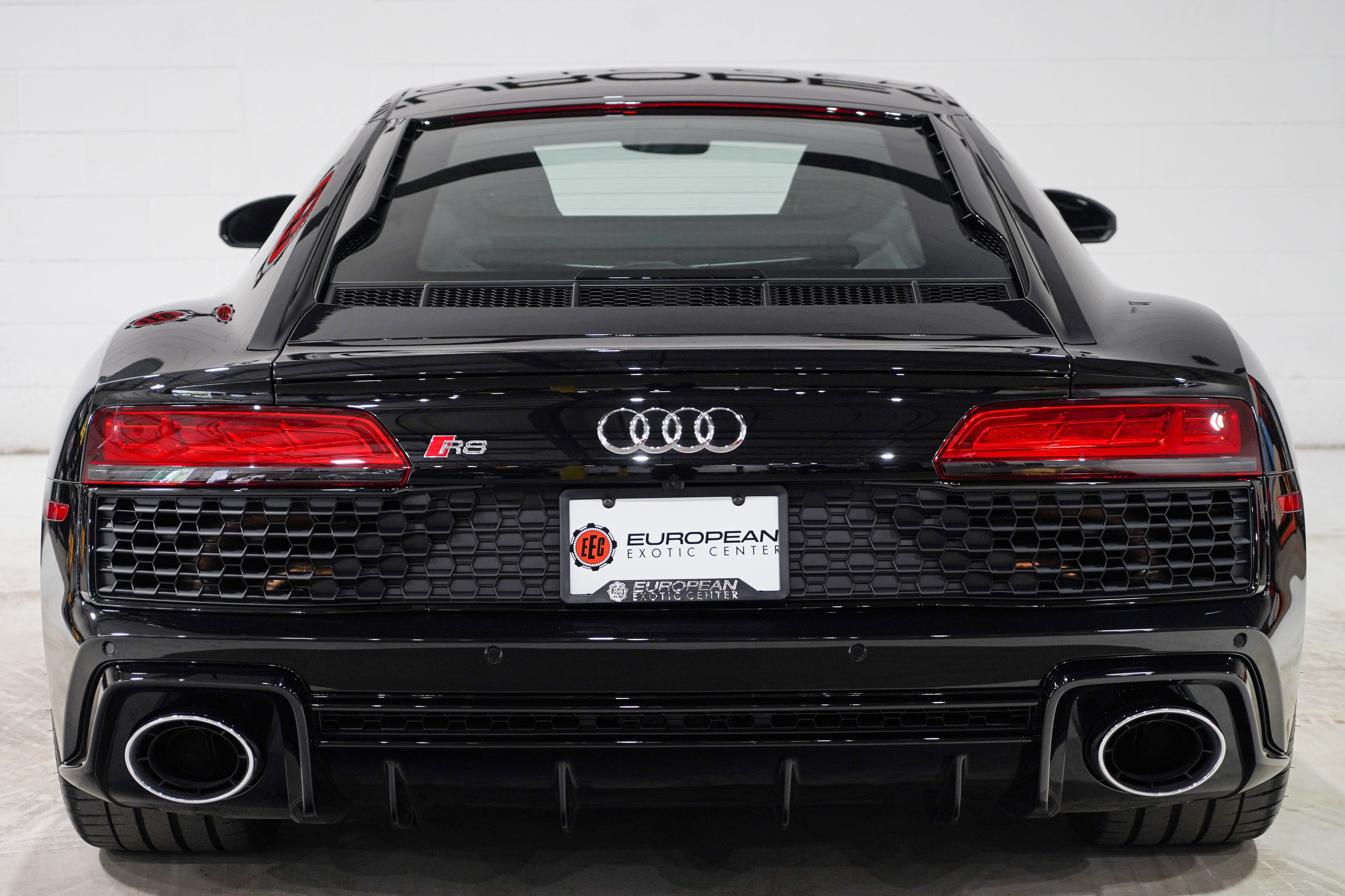 Used 2023 Audi R8 V10 performance RWD image 3