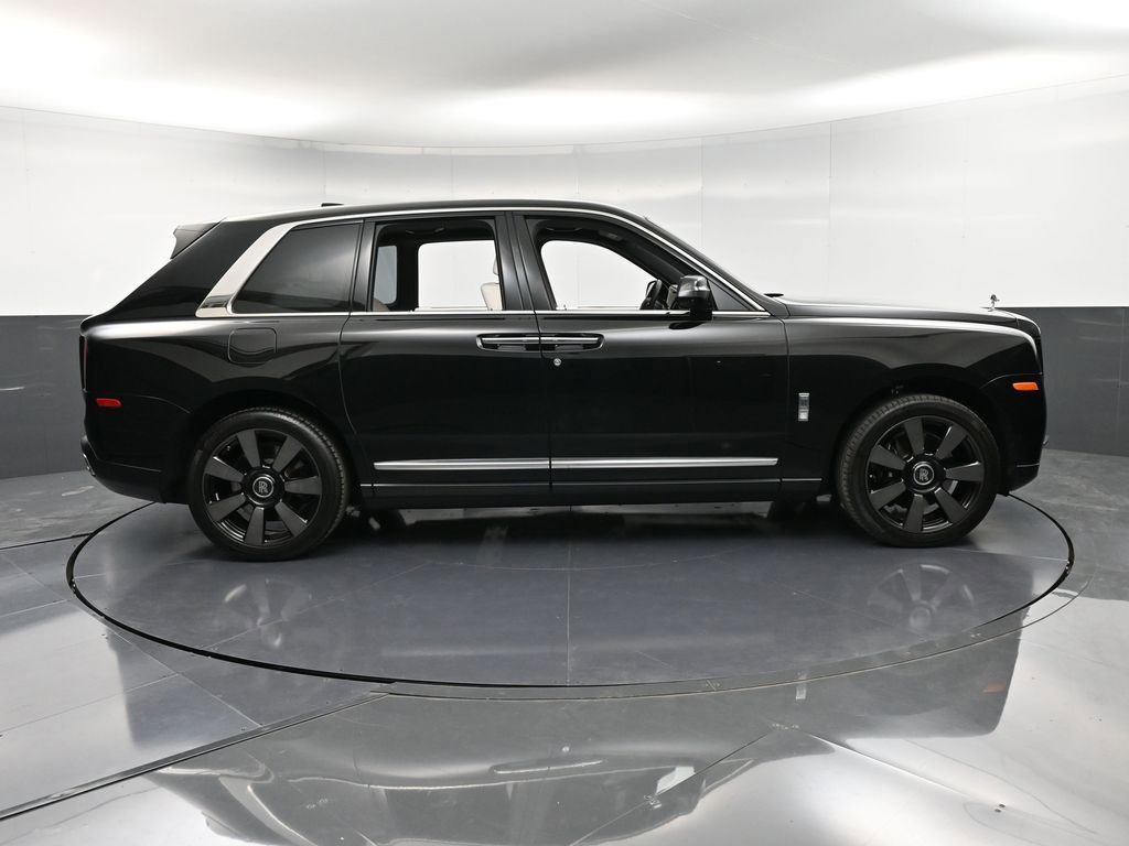 Certified 2022 Rolls-Royce Cullinan image 9