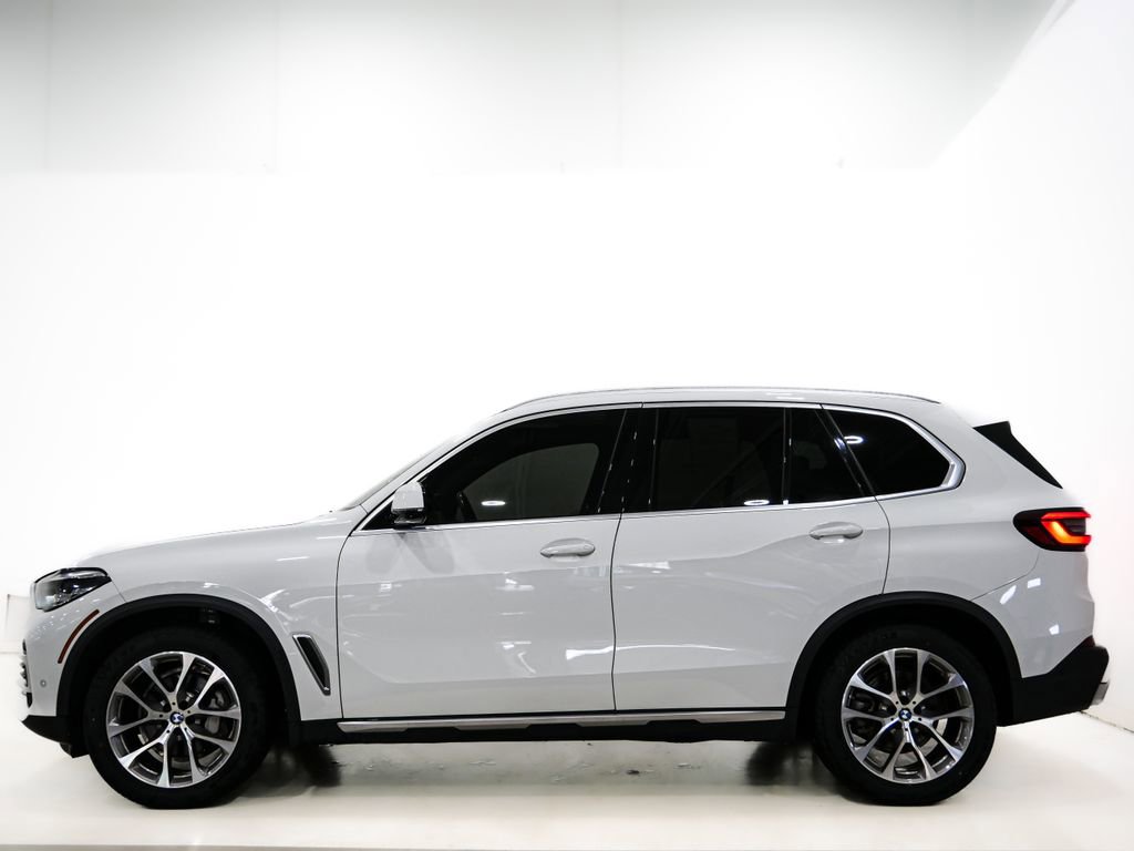 Used 2022 BMW X5 xDrive40i w/ Luxury Seating Package AWD/4WD image 6