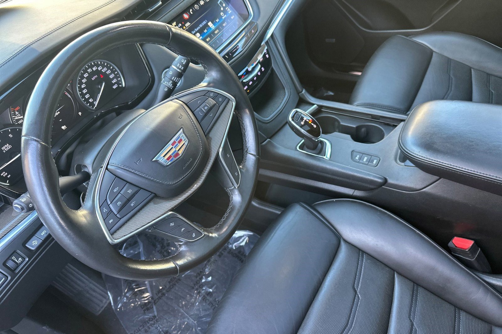 Used 2019 Cadillac XT5 Platinum image 5