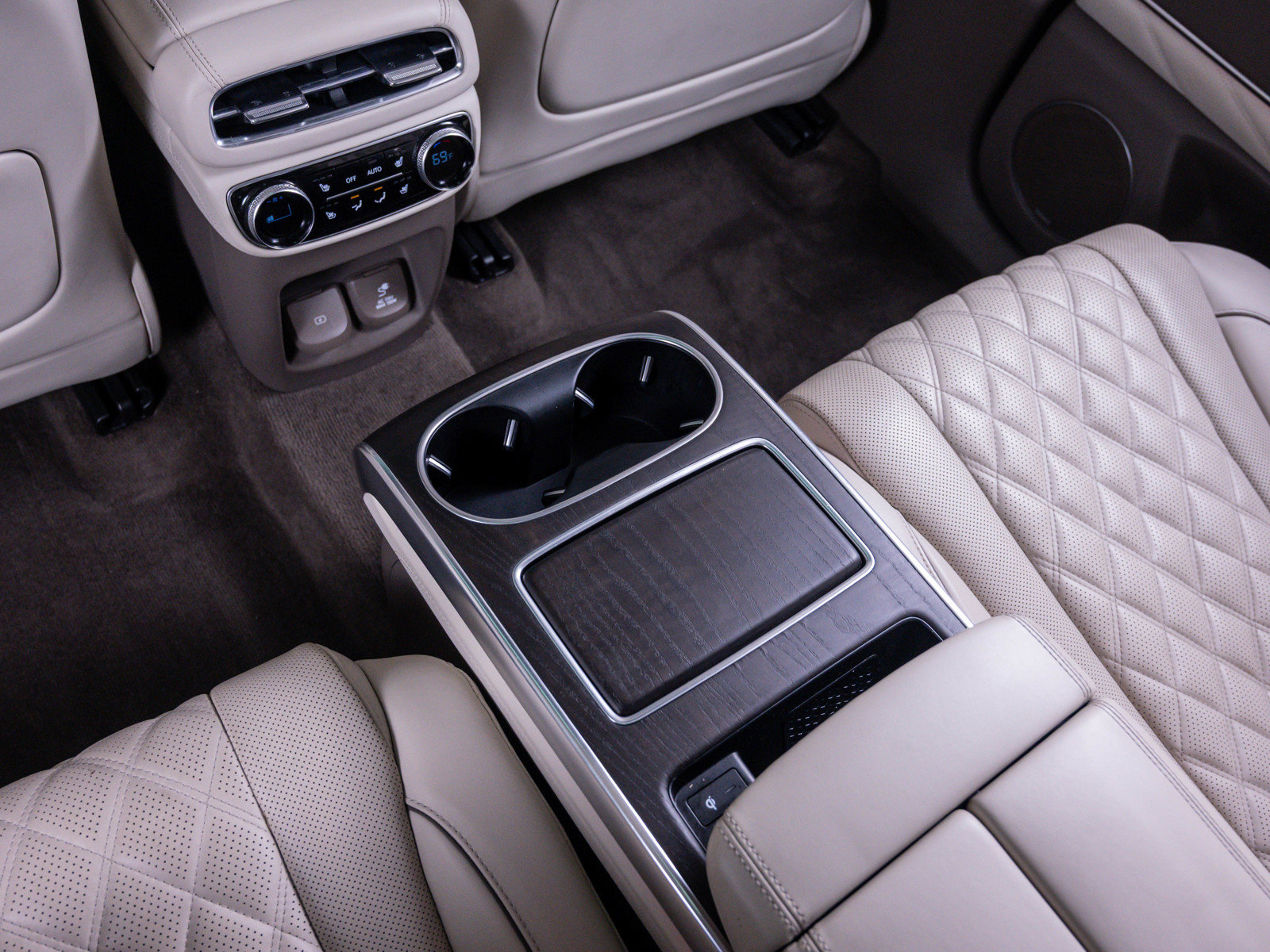 Used 2024 Genesis GV80 3.5T Prestige Signature image 18