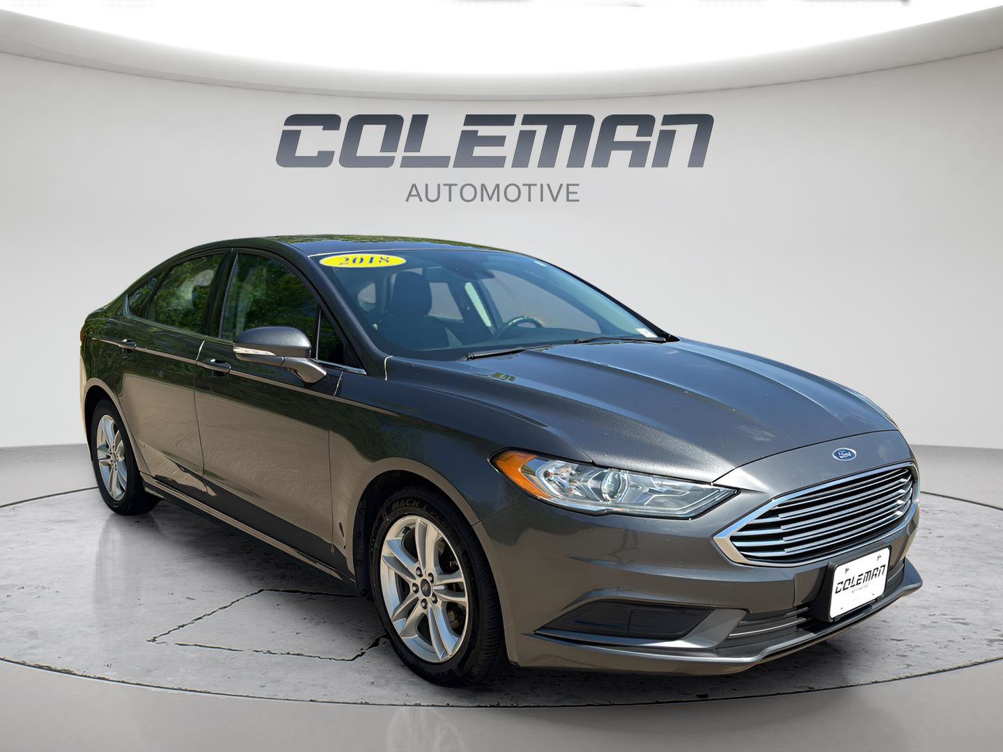 Used 2018 Ford Fusion SE FWD image 10