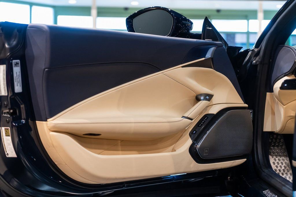 Certified 2024 Ferrari Roma Spider RWD image 25