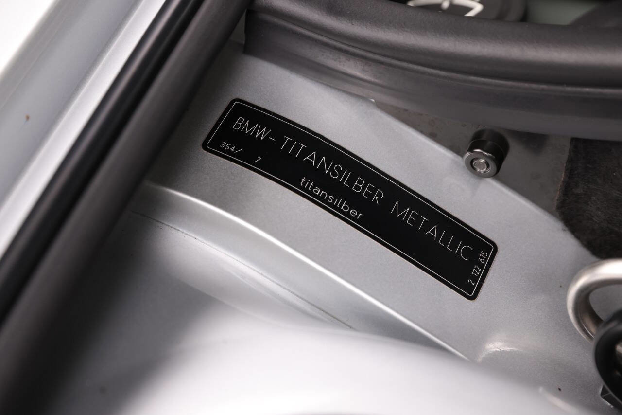 Used 2002 BMW Z8 image 59